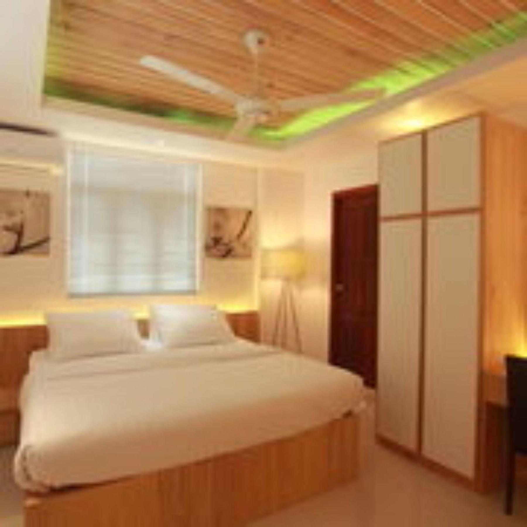 Pine Lodge Μαλέ Εξωτερικό φωτογραφία